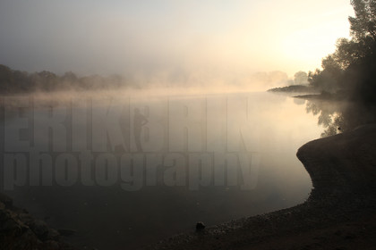 ref-1650-lo11-la-loire-banc-de-sable-paysage-photos-de-la-loire-photographe-brume-brouillard.jpg