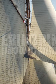 ref-20220-vieux-greement-voile-voilier-ancien-mer-photo-de-bateau.jpg