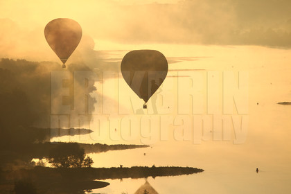 ref-950-lo-la-loire-mongolfiere-paysage-nature-brume-photographe.jpg